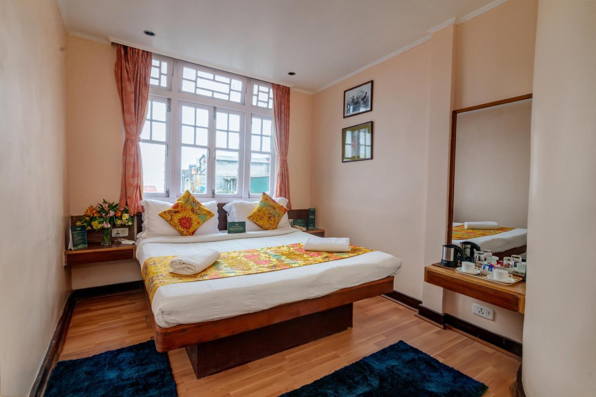 Muscatel Spring Burn - 100 Mts From Mall Road Darjeeling  Exterior photo